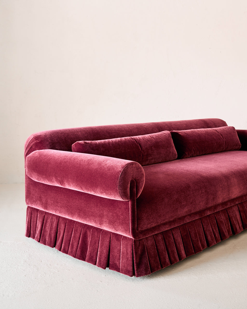 Alba Sofa – SSS Atelier