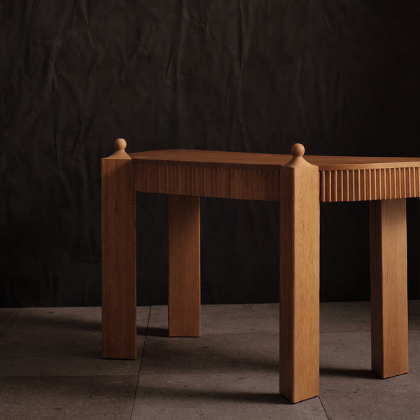 Arnie Desk